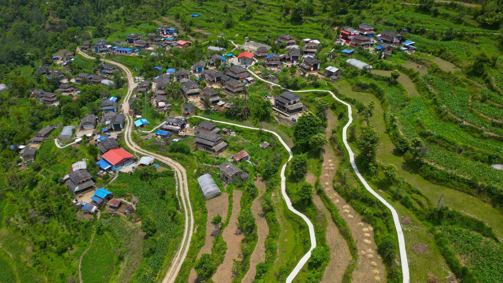 बिम गाउँमा पक्की पदमार्ग