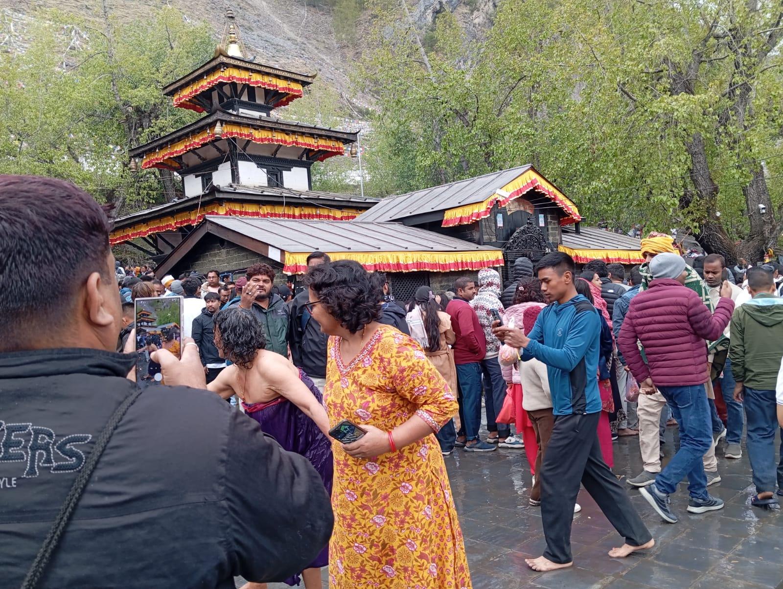 मुक्तिनाथमा  खचाखच दर्शनार्थी