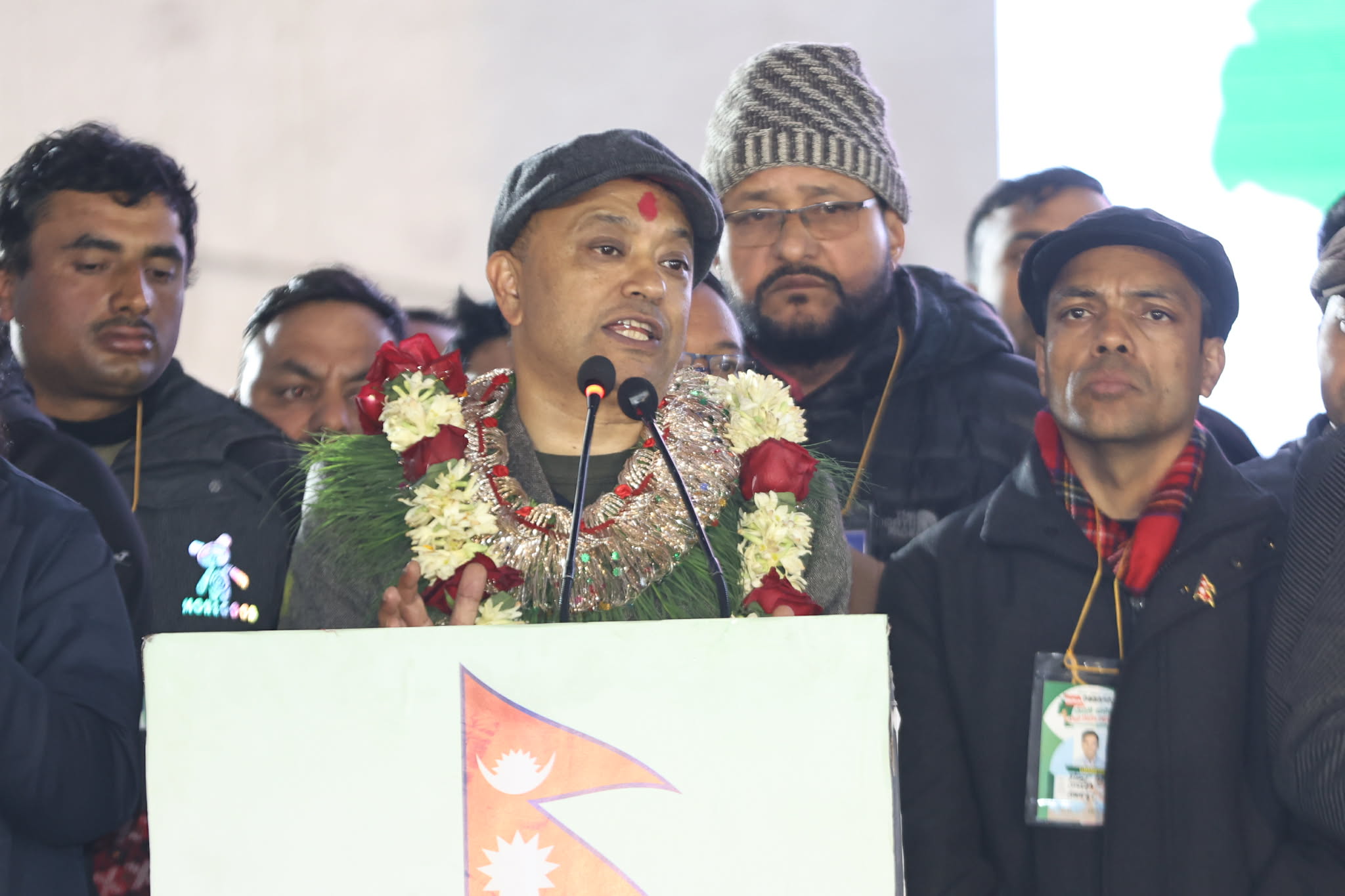 कांग्रेसले पोखरामा सभा गर्दै