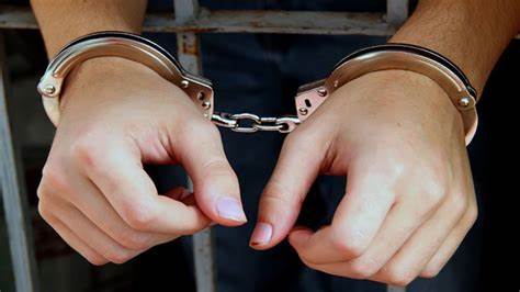 लाटभिया र युएई पठाइदिन्छु भन्दै ठगी गर्ने दुई जना पक्राउ